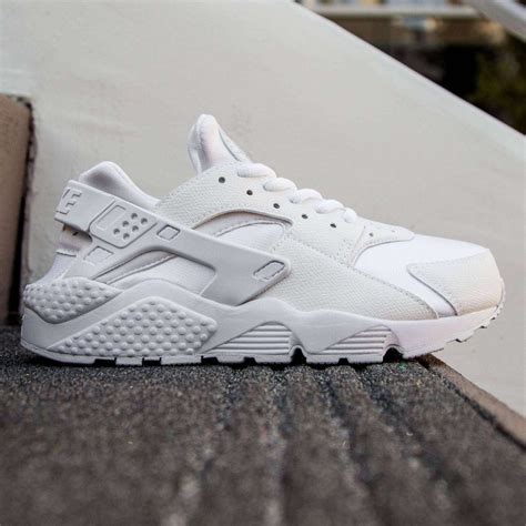 Nike huaraches shoes